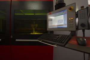 Taglio laser a 3d e 2d 